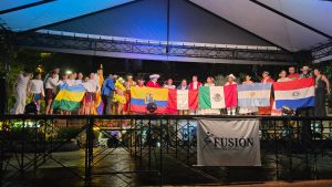 Guatapé bailó con el mundo en festival internacional